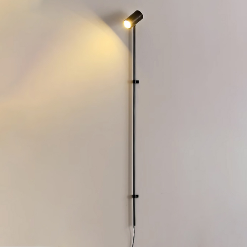 Line Brass Lamp