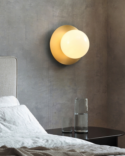 Queen Brass Wall